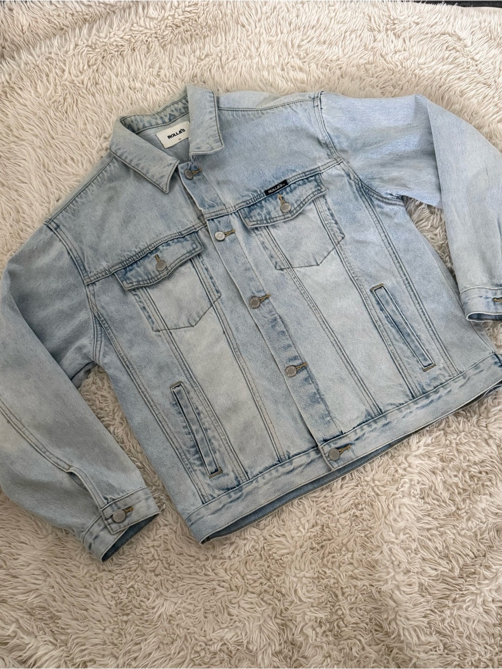 Rolla’s Light Wash Denim Jacket - Classic Trucker Style L